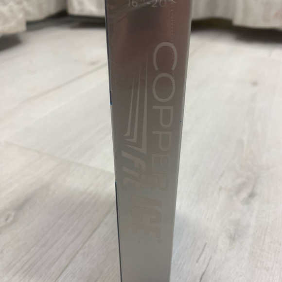 Ice Black Knee Sleeve - Picture 3 of 10